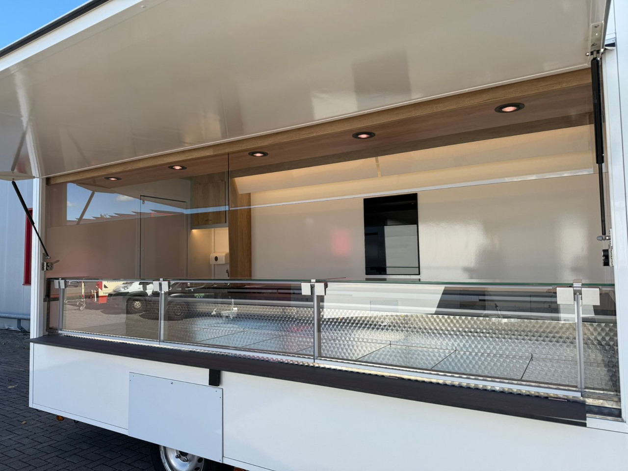 Renault ESSELMANN Verkaufsmobil - Matbil: bild 3 Renault ESSELMANN Verkaufsmobil - Matbil: bild 3