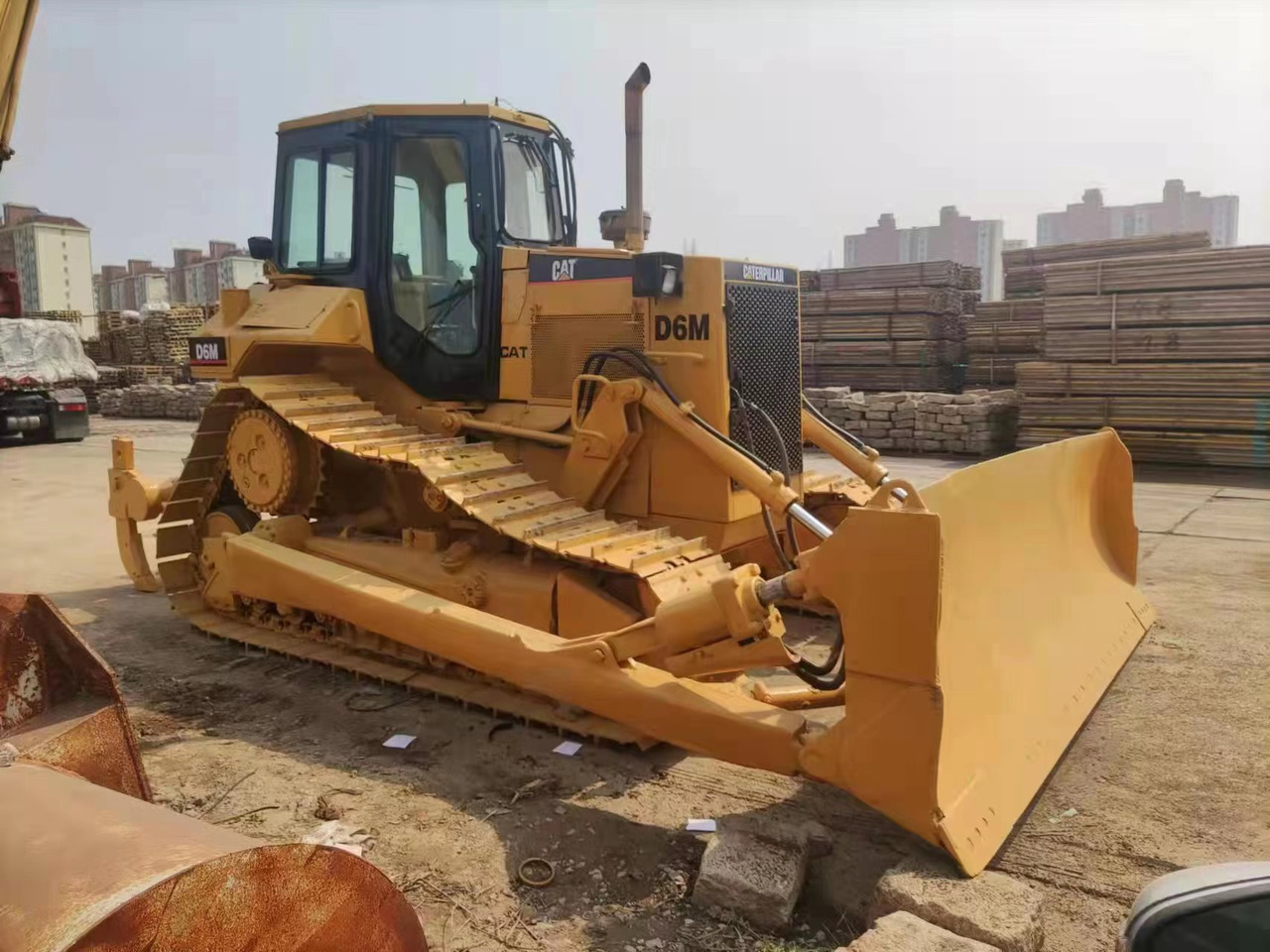 CAT D6M - Bulldozer: bild 1 CAT D6M - Bulldozer: bild 1