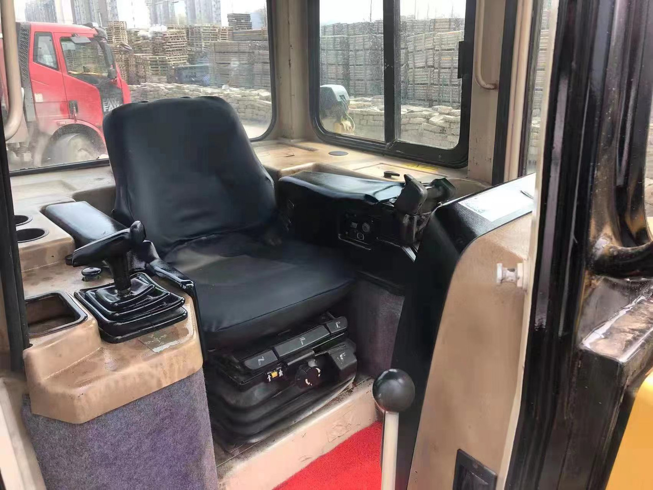 CAT D6M - Bulldozer: bild 5 CAT D6M - Bulldozer: bild 5