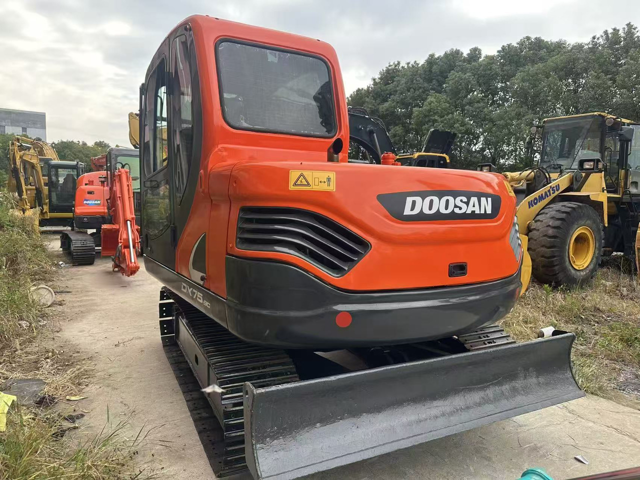 Doosan DX75 - Bandgrävare: bild 4 Doosan DX75 - Bandgrävare: bild 4