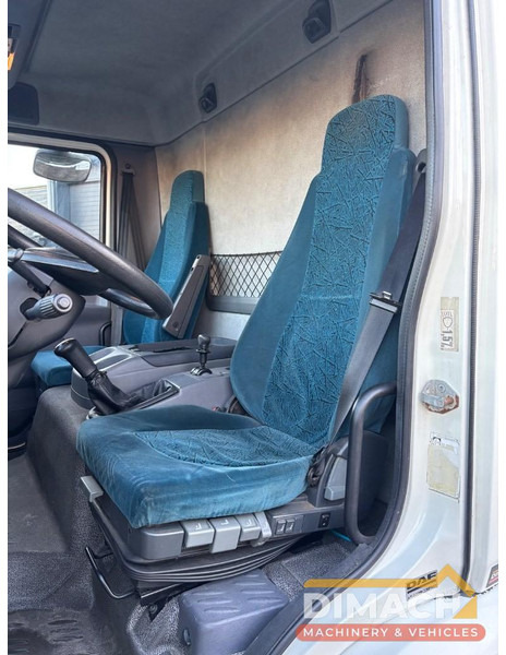 DAF FA LF45.150 4 paards, laadlift. Horsetruck NL truck - Hästbuss: bild 3 DAF FA LF45.150 4 paards, laadlift. Horsetruck NL truck - Hästbuss: bild 3