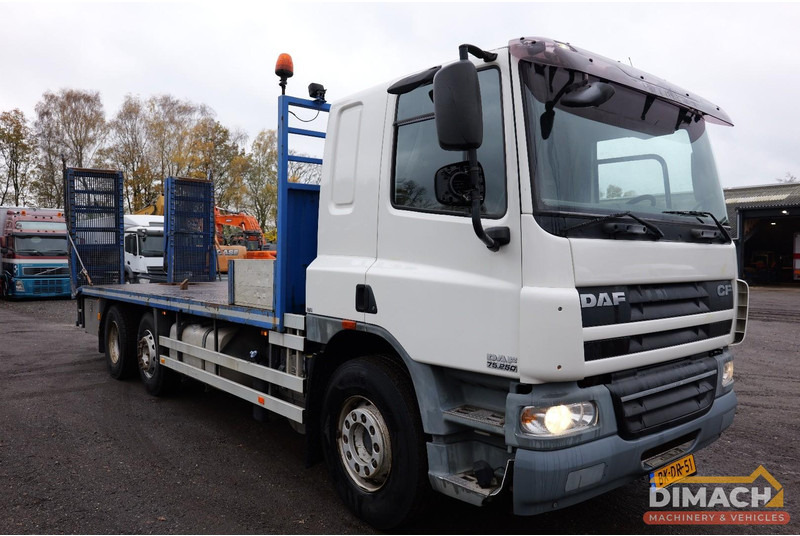 DAF FAG CF 75 Oprijwagen met hydraulische kleppen 6x2*4 - airco - 16.150 KG - Chassi lastbil: bild 4 DAF FAG CF 75 Oprijwagen met hydraulische kleppen 6x2*4 - airco - 16.150 KG - Chassi lastbil: bild 4