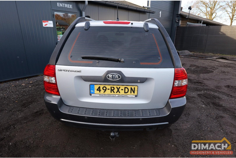 Kia Sportage 1.9L benzine - NL auto - winterbanden - apk 20-7-26 - SUV: bild 4 Kia Sportage 1.9L benzine - NL auto - winterbanden - apk 20-7-26 - SUV: bild 4