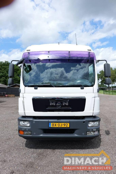 MAN TGM 12.290 wissellaadbak laadklep -loadlift MAN TGM met renova wissel laaldbak systeem ( BDF ) airco TOP !!verhuiswagen - Lastbil med skåp: bild 3 MAN TGM 12.290 wissellaadbak laadklep -loadlift MAN TGM met renova wissel laaldbak systeem ( BDF ) airco TOP !!verhuiswagen - Lastbil med skåp: bild 3
