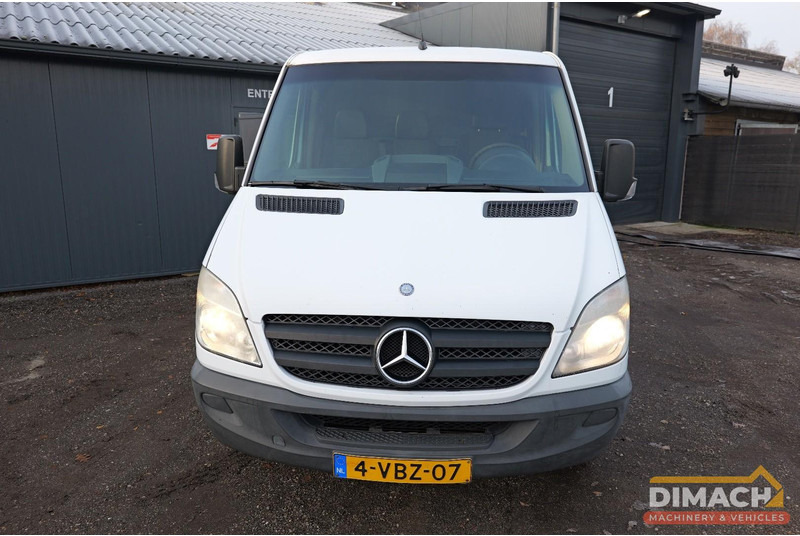 Mercedes-Benz 906 KA 35 Sprinter 313 - Euro 4 - L2H2 - trekhaak - airco - NL auto - Skåpbil: bild 3 Mercedes-Benz 906 KA 35 Sprinter 313 - Euro 4 - L2H2 - trekhaak - airco - NL auto - Skåpbil: bild 3
