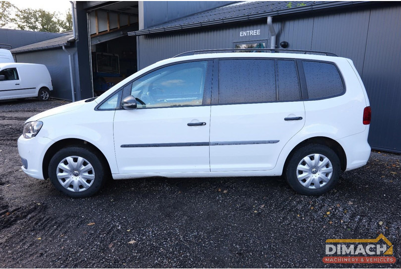 Volkswagen Touran VAN 1.6 TDI 77 KW AUT Volkswagen Touran grijs kenteken DSG automaat diesel - Små skåpbil: bild 5 Volkswagen Touran VAN 1.6 TDI 77 KW AUT Volkswagen Touran grijs kenteken DSG automaat diesel - Små skåpbil: bild 5