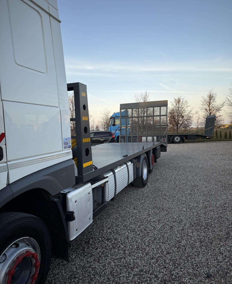 DAF XF 460 - Biltransportbil lastbil: bild 4 DAF XF 460 - Biltransportbil lastbil: bild 4