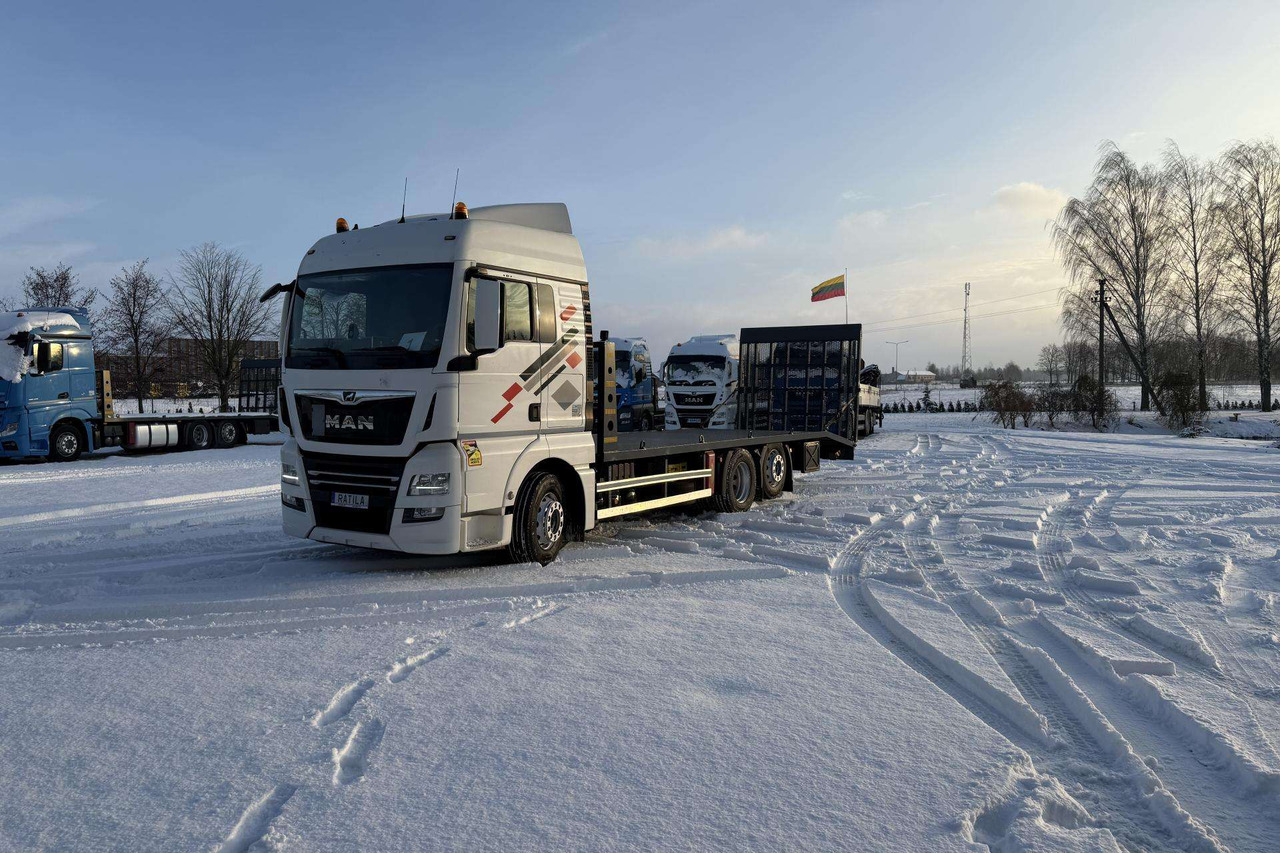 MAN TGX 26.420 - Biltransportbil lastbil: bild 1 MAN TGX 26.420 - Biltransportbil lastbil: bild 1