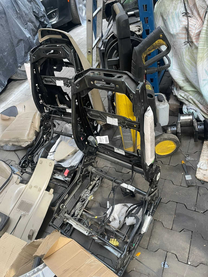 Fotele do Mercedes W 207 kabrio - Säte för Personbil: bild 1 Fotele do Mercedes W 207 kabrio - Säte för Personbil: bild 1
