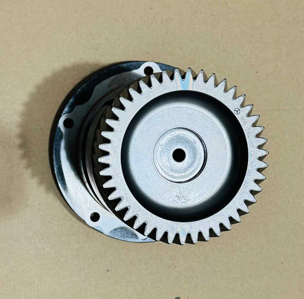 Mercedes MTU PRZYSTAWKA odbioru mocy PTO pompy hydrauliki Setra Class - Motor: bild 2 Mercedes MTU PRZYSTAWKA odbioru mocy PTO pompy hydrauliki Setra Class - Motor: bild 2