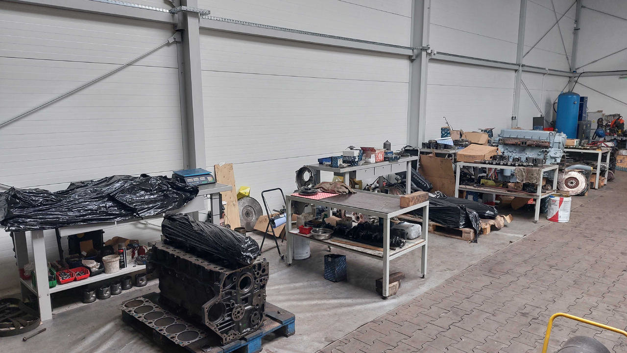 Regeneracja Naprawa Silnik MAN D08 D20 D2676 D38 D28 LF01-49 LF50-69 - Motor reparationssats för Lastbil: bild 1 Regeneracja Naprawa Silnik MAN D08 D20 D2676 D38 D28 LF01-49 LF50-69 - Motor reparationssats för Lastbil: bild 1