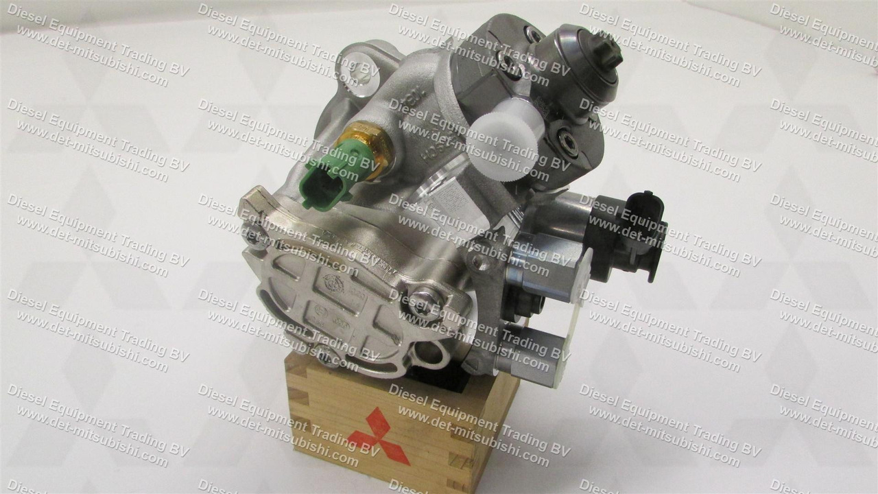 MITSUBISHI PUMP ASM; FUEL HIGH PRESSURE D04EG,D04CJ - Bränslepump för Industrimaskin: bild 1 MITSUBISHI PUMP ASM; FUEL HIGH PRESSURE D04EG,D04CJ - Bränslepump för Industrimaskin: bild 1