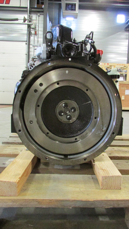 Mitsubishi New engine L3E-Z564SPH stage 5 + PTO - Motor för Grävmaskin: bild 4 Mitsubishi New engine L3E-Z564SPH stage 5 + PTO - Motor för Grävmaskin: bild 4