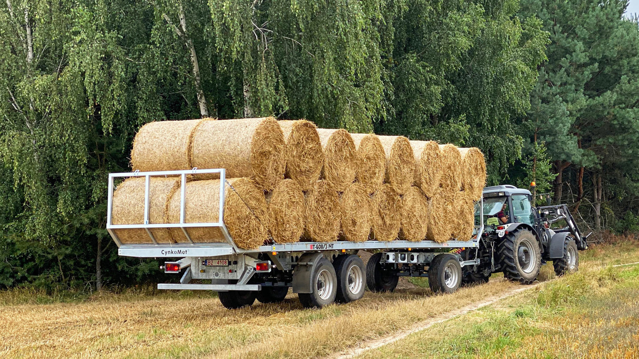 Cynkomet Ballentransportwagen / Bale platform / Remorque pour balles / Rimorchio per balle / Przyczepa do przewozu bel - Flakvagn för lantbruk: bild 5 Cynkomet Ballentransportwagen / Bale platform / Remorque pour balles / Rimorchio per balle / Przyczepa do przewozu bel - Flakvagn för lantbruk: bild 5