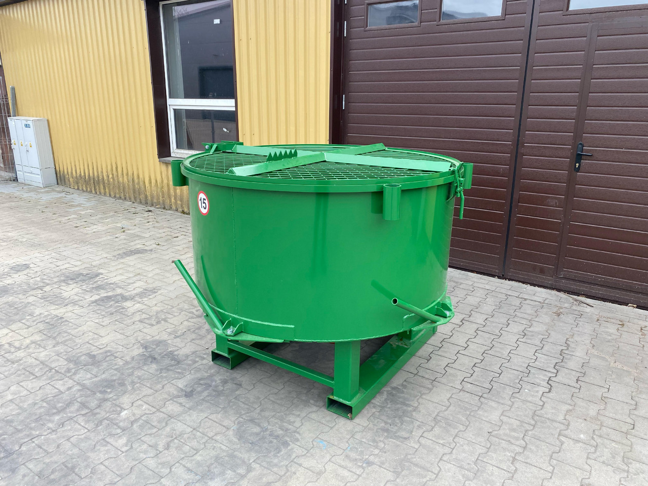 Leasa DC Betonmischer / Hydraulic concrete mixer / Malaxeur à béton hydraulique / Betoniera / Бетономешалка с гидравлическим приводом / Betoniarka hydrauliczna 800 l DC Betonmischer / Hydraulic concrete mixer / Malaxeur à béton hydraulique / Betoniera / Бетономешалка с гидравлическим приводом / Betoniarka hydrauliczna 800 l: bild 18 Leasa DC Betonmischer / Hydraulic concrete mixer / Malaxeur à béton hydraulique / Betoniera / Бетономешалка с гидравлическим приводом / Betoniarka hydrauliczna 800 l DC Betonmischer / Hydraulic concrete mixer / Malaxeur à béton hydraulique / Betoniera / Бетономешалка с гидравлическим приводом / Betoniarka hydrauliczna 800 l: bild 18