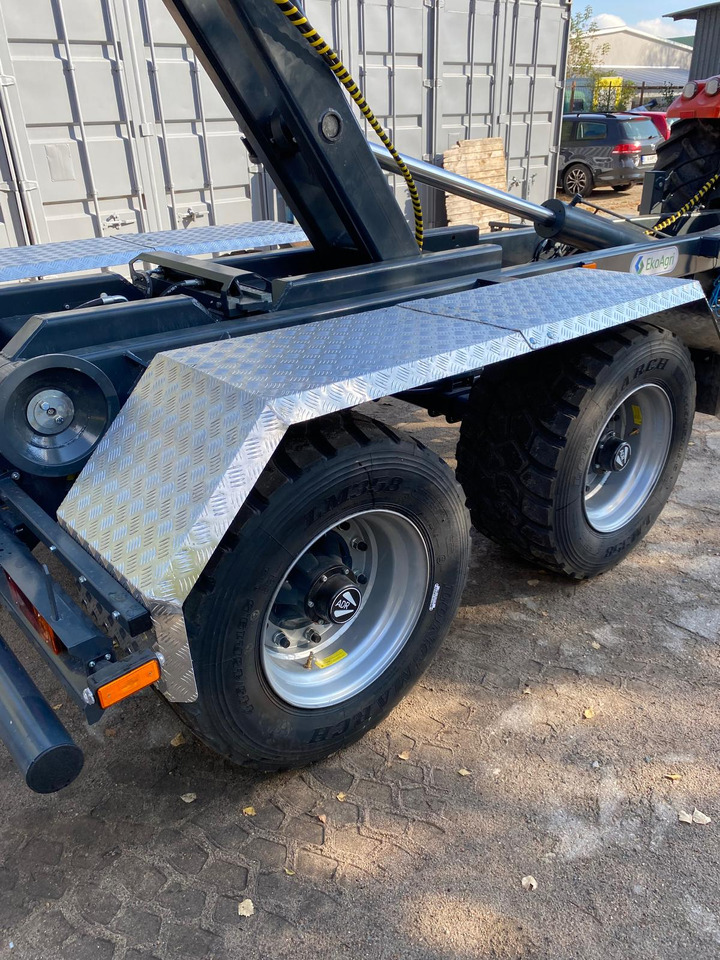 Ny Traktorvagn EkoAgri Hakenliftanhänger / Hooklift trailer / Remorque porte caisson / Remolque con gancho / Rimorchio a gancio / Przyczepa hakowa 12 t: bild 17
