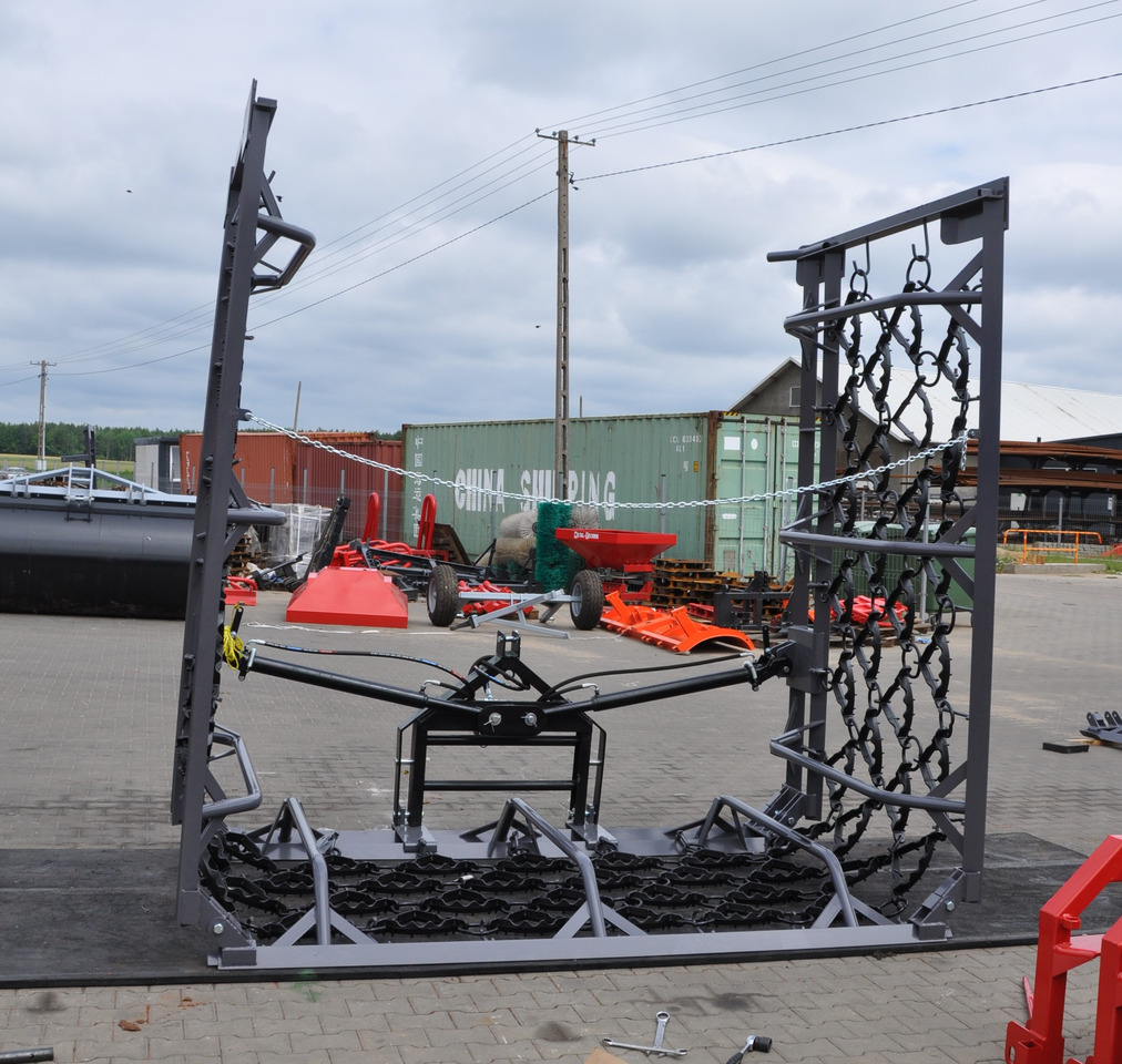 METAL-TECHNIK Wiesenegge / Heavy meadow harrow / Herse de prairie lourde / Strigliatrice pesante /  Lanza de prado pesada / Тяжёлая волокуша / Włóka łąkowa ciężka 8 m - Gräsharv: bild 1 METAL-TECHNIK Wiesenegge / Heavy meadow harrow / Herse de prairie lourde / Strigliatrice pesante /  Lanza de prado pesada / Тяжёлая волокуша / Włóka łąkowa ciężka 8 m - Gräsharv: bild 1