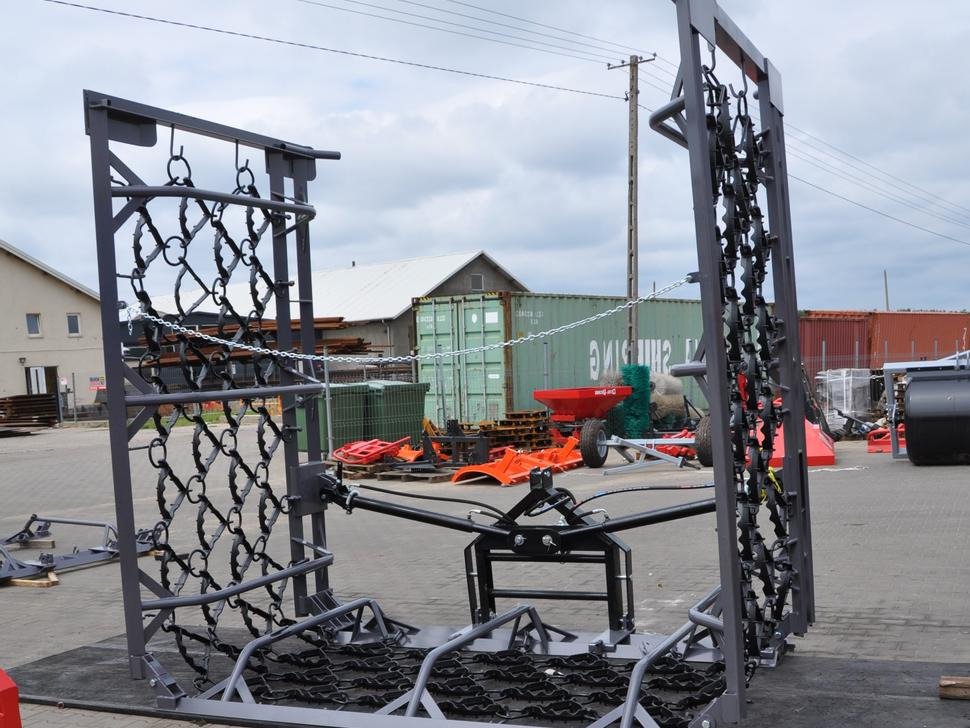 METAL-TECHNIK Wiesenegge / Heavy meadow harrow / Herse de prairie lourde / Strigliatrice pesante /  Lanza de prado pesada / Тяжёлая волокуша / Włóka łąkowa ciężka 8 m - Gräsharv: bild 2 METAL-TECHNIK Wiesenegge / Heavy meadow harrow / Herse de prairie lourde / Strigliatrice pesante /  Lanza de prado pesada / Тяжёлая волокуша / Włóka łąkowa ciężka 8 m - Gräsharv: bild 2