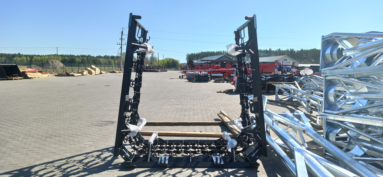 METAL-TECHNIK Wiesenegge / Meadow harrow / Herse de prairie / Strigliatrice / Полевая волокуша / Włóka łąkowa 4 m - Gräsharv: bild 1 METAL-TECHNIK Wiesenegge / Meadow harrow / Herse de prairie / Strigliatrice / Полевая волокуша / Włóka łąkowa 4 m - Gräsharv: bild 1