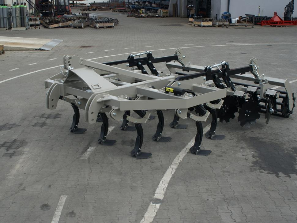 ROLEX Flügelschargrubber / No-till cultivator / Dechaumeur à dents / Aratri stoppiatori / Cultivador sin labranza / Культиватор No-till / Kultywator bezorkowy 3 m - Kultivator: bild 1 ROLEX Flügelschargrubber / No-till cultivator / Dechaumeur à dents / Aratri stoppiatori / Cultivador sin labranza / Культиватор No-till / Kultywator bezorkowy 3 m - Kultivator: bild 1