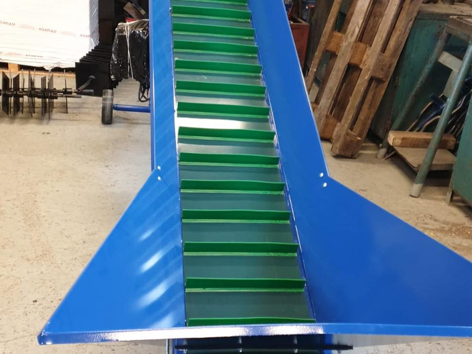 ROLMET Förderband / Belt conveyor / Convoyeur à tapis / Przenośnik taśmowy / Trasportatore a nastro / Конвейер ленточный / Przenośnik taśmowy PT - 1/3R - Transportband: bild 3 ROLMET Förderband / Belt conveyor / Convoyeur à tapis / Przenośnik taśmowy / Trasportatore a nastro / Конвейер ленточный / Przenośnik taśmowy PT - 1/3R - Transportband: bild 3