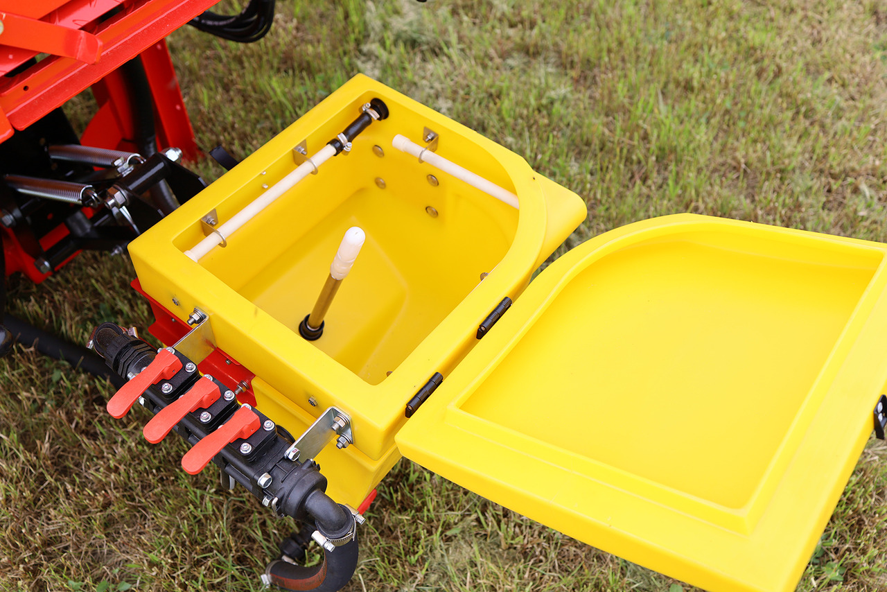 WOPROL Feldspritze / Sprayer / Pulvérisateur / Opryskiwacz 1000 L - Traktorburen spruta: bild 5 WOPROL Feldspritze / Sprayer / Pulvérisateur / Opryskiwacz 1000 L - Traktorburen spruta: bild 5