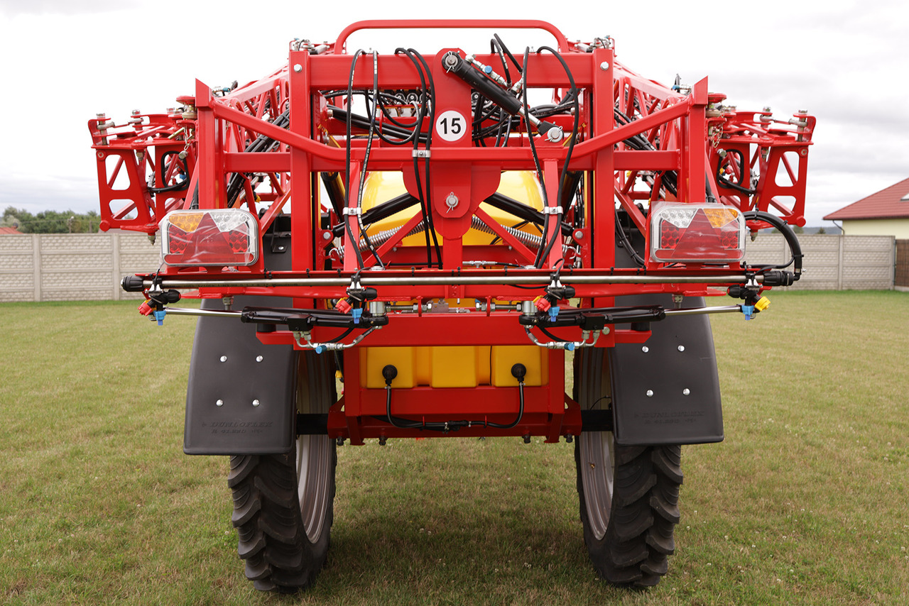 WOPROL Feldspritze / Sprayer / Pulvérisateur / Opryskiwacz 2000 L - Bogserad spruta: bild 4 WOPROL Feldspritze / Sprayer / Pulvérisateur / Opryskiwacz 2000 L - Bogserad spruta: bild 4