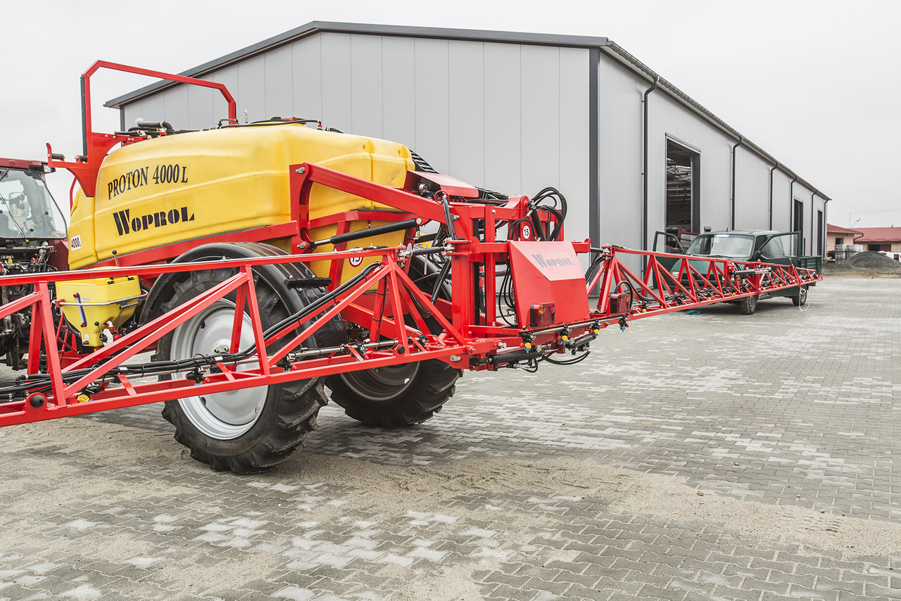 WOPROL Feldspritze / Sprayer / Pulvérisateur / Opryskiwacz 4000 L - Bogserad spruta: bild 3 WOPROL Feldspritze / Sprayer / Pulvérisateur / Opryskiwacz 4000 L - Bogserad spruta: bild 3