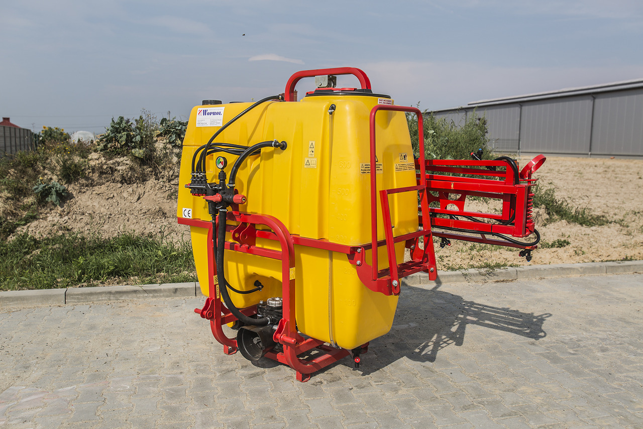 WOPROL Feldspritze / Sprayer / Pulvérisateur / Opryskiwacz 600 L - Traktorburen spruta: bild 3 WOPROL Feldspritze / Sprayer / Pulvérisateur / Opryskiwacz 600 L - Traktorburen spruta: bild 3