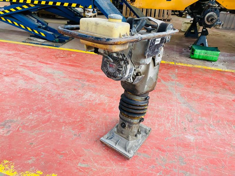 AMMANN Pilonneuse - Stamp: bild 5 AMMANN Pilonneuse - Stamp: bild 5