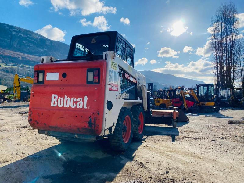 BOBCAT S100 mini chargeuse sur pneu (AVEC ACCESSOIRES) - Kompaktlastare/ Slirstyrda lastare: bild 4 BOBCAT S100 mini chargeuse sur pneu (AVEC ACCESSOIRES) - Kompaktlastare/ Slirstyrda lastare: bild 4