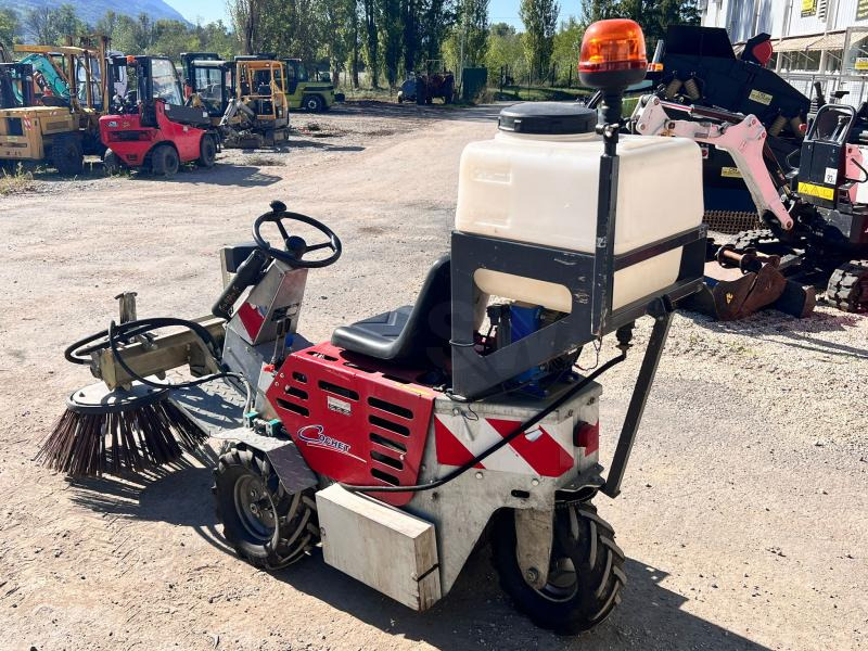 Cochet Balayeuse de désherbage automotrice Gecko (NET DE TVA) - Industriell sopmaskin: bild 3 Cochet Balayeuse de désherbage automotrice Gecko (NET DE TVA) - Industriell sopmaskin: bild 3