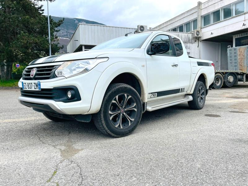 Pickup FIAT Véhicule utilitaire Pickup FULLBACK 4X4: bild 8
