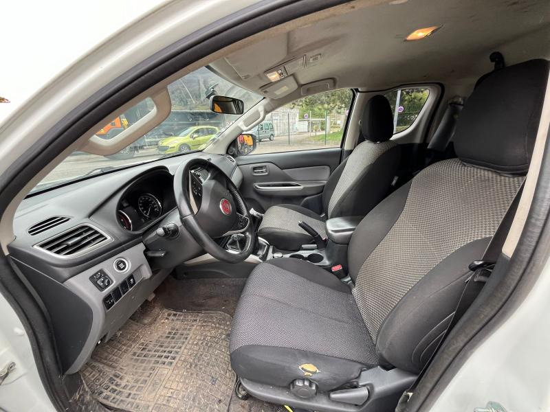 Pickup FIAT Véhicule utilitaire Pickup FULLBACK 4X4: bild 9
