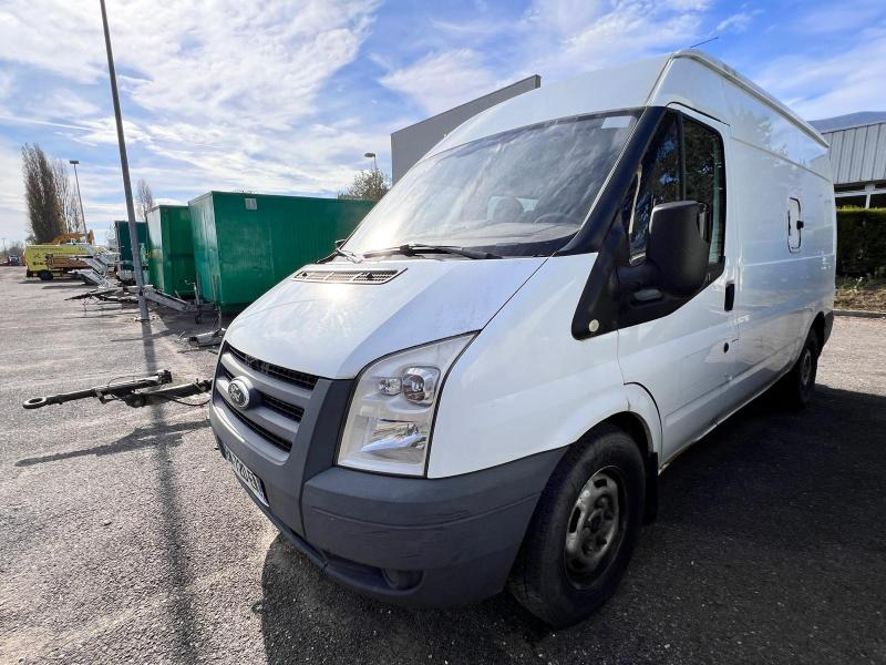 Ford Transit 2,2L TDCI 140cv Moteur HS - Små skåpbil: bild 2 Ford Transit 2,2L TDCI 140cv Moteur HS - Små skåpbil: bild 2