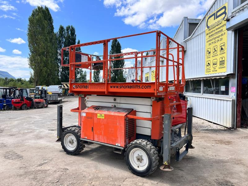 Snorkel S3370RT NACELLE CISEAUX 12M 4X4 DIESEL - Saxlift: bild 2 Snorkel S3370RT NACELLE CISEAUX 12M 4X4 DIESEL - Saxlift: bild 2