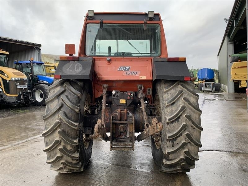 Fiat 1280 Turbo 2WD - Traktor: bild 5 Fiat 1280 Turbo 2WD - Traktor: bild 5