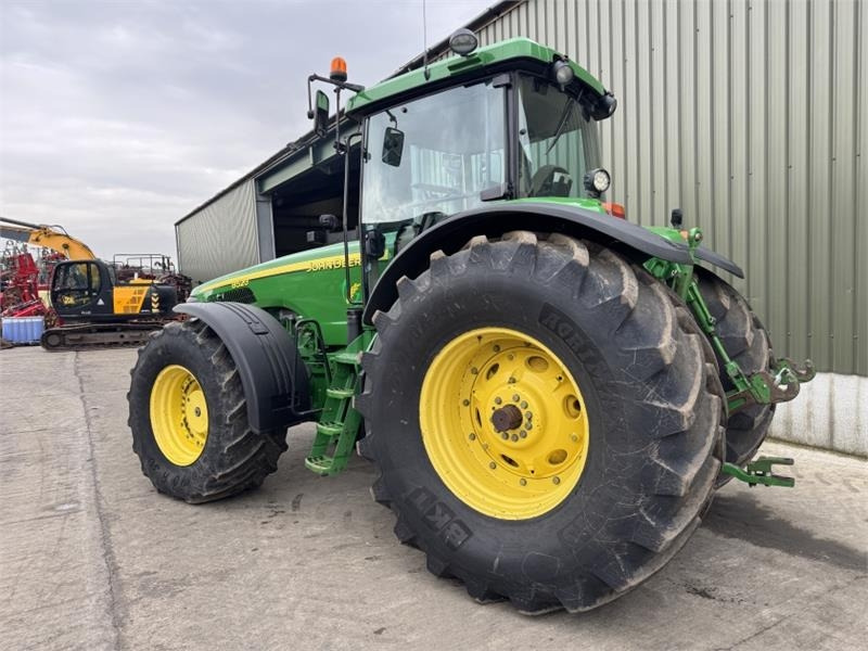John Deere 8520 **Imaculate Condition** - Traktor: bild 2 John Deere 8520 **Imaculate Condition** - Traktor: bild 2