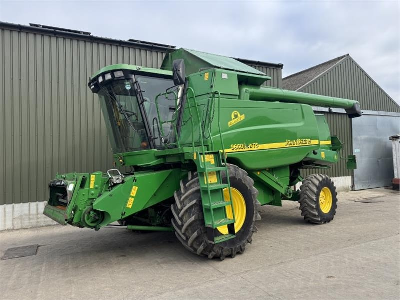 John Deere 9660i WTS Hillmaster II c/w 622R Header - Tillbehör för skördemaskin: bild 1 John Deere 9660i WTS Hillmaster II c/w 622R Header - Tillbehör för skördemaskin: bild 1