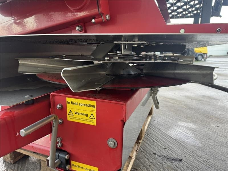 Leasa Krm F2 3000 Fert Spreader Krm F2 3000 Fert Spreader: bild 10 Leasa Krm F2 3000 Fert Spreader Krm F2 3000 Fert Spreader: bild 10