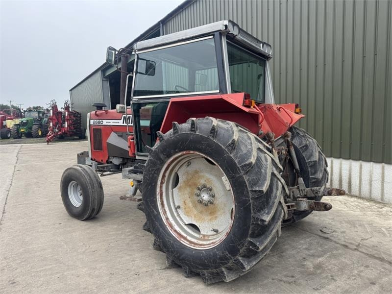 Massey Ferguson 2680 2WD **Low Hours** - Traktor: bild 2 Massey Ferguson 2680 2WD **Low Hours** - Traktor: bild 2