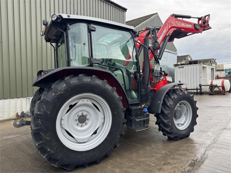 Massey Ferguson 4710 c/w FL.3522 Loader **Low Hours** - Traktor: bild 4 Massey Ferguson 4710 c/w FL.3522 Loader **Low Hours** - Traktor: bild 4