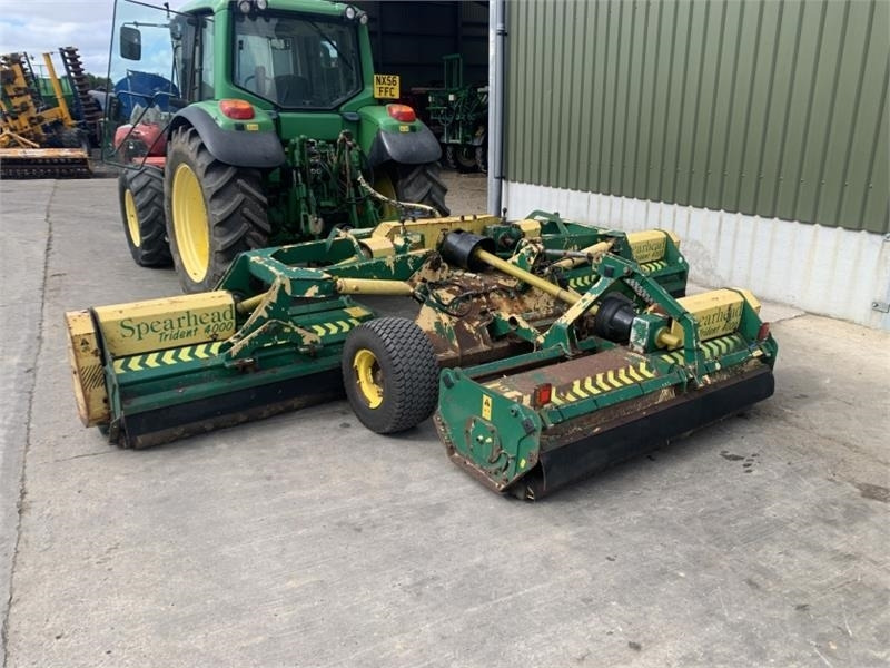 Spearhead Trident 4000 4M Folding Flail Mower - Slåttermaskin: bild 1 Spearhead Trident 4000 4M Folding Flail Mower - Slåttermaskin: bild 1