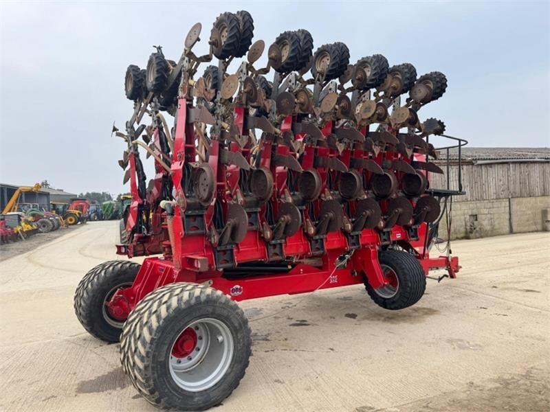 Sumo 8m DTS Direct Drill - Kombisåmaskin: bild 4 Sumo 8m DTS Direct Drill - Kombisåmaskin: bild 4