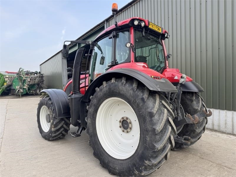 Valtra T194 Versu **50k Transmission** - Traktor: bild 2 Valtra T194 Versu **50k Transmission** - Traktor: bild 2