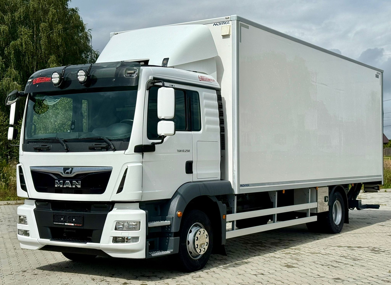 MAN TGM 12.250 / TGL / IZOTERMA / WINDA / 18 EUROPALET / SYPIALKA / 2018 - Isotermiska lastbil: bild 2 MAN TGM 12.250 / TGL / IZOTERMA / WINDA / 18 EUROPALET / SYPIALKA / 2018 - Isotermiska lastbil: bild 2