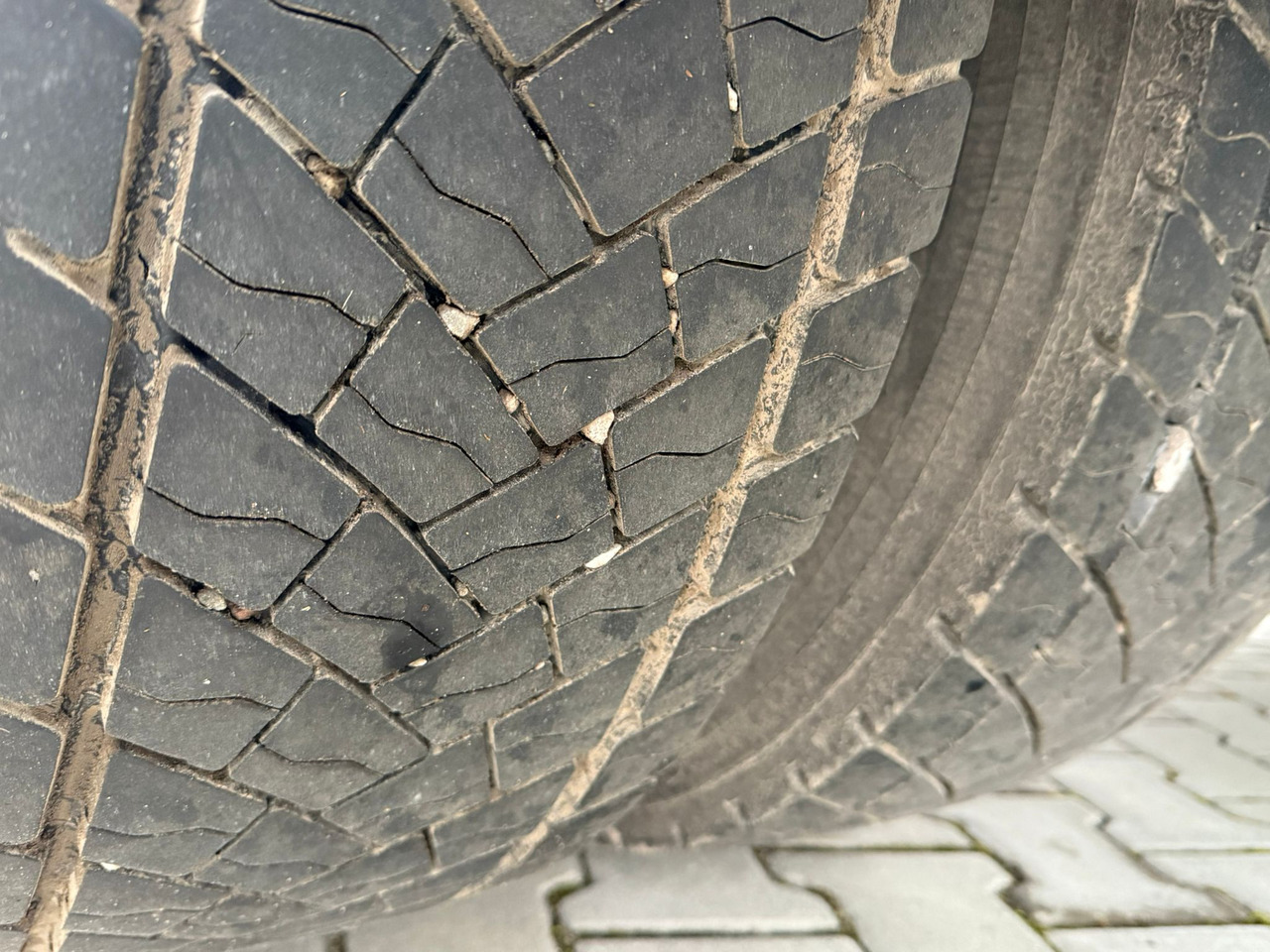 Isotermiska lastbil MAN TGM 15.250 / IZOTERMA / WINDA / 18 EUROPALET / ŁADOWNOŚĆ 7 615 KG / 150 TYŚ KM / AUTOMAT / JAK NOWY / 2020 ROK / KONTENER: bild 16 Isotermiska lastbil MAN TGM 15.250 / IZOTERMA / WINDA / 18 EUROPALET / ŁADOWNOŚĆ 7 615 KG / 150 TYŚ KM / AUTOMAT / JAK NOWY / 2020 ROK / KONTENER: bild 16