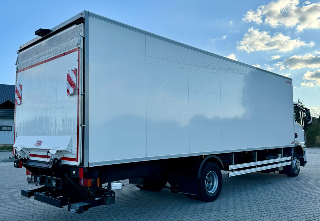 MAN TGM 15.290 / CHŁODNIA / WINDA / 8.3 M DŁUGOŚCI / 20 EUROPALET / THERMO KING / +30/-30 / AUTOMAT / 2021 ROK / SERWISOWANY - Kylbil lastbil: bild 3 MAN TGM 15.290 / CHŁODNIA / WINDA / 8.3 M DŁUGOŚCI / 20 EUROPALET / THERMO KING / +30/-30 / AUTOMAT / 2021 ROK / SERWISOWANY - Kylbil lastbil: bild 3