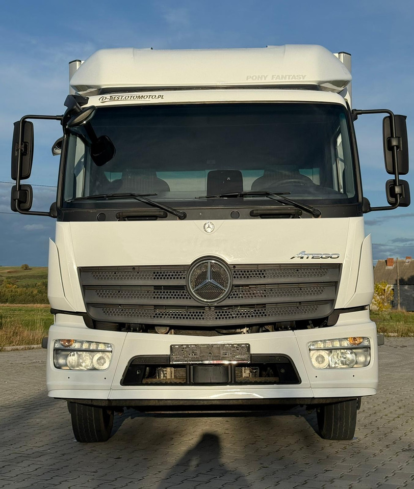 Kylbil lastbil MERCEDES-BENZ ATEGO 1218 / CHŁODNIA / IZOTERMA / WINDA / 5.10 M DŁUGOŚCI / LAMBERET / AUTOMAT / 2017 ROK / 410 TYŚ KM: bild 11 Kylbil lastbil MERCEDES-BENZ ATEGO 1218 / CHŁODNIA / IZOTERMA / WINDA / 5.10 M DŁUGOŚCI / LAMBERET / AUTOMAT / 2017 ROK / 410 TYŚ KM: bild 11