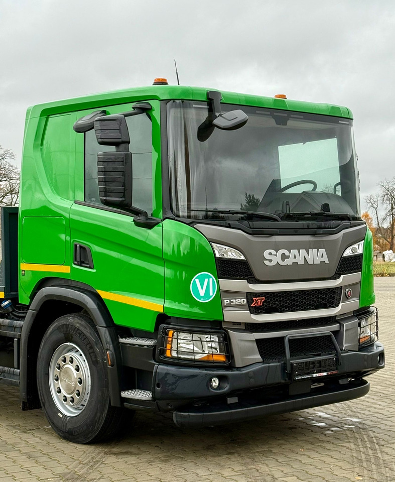 SCANIA P320 / PLATFORMA / NOWY / 5 TYŚ KM / SYPIALKA / 2023 ROK / CAŁA NA PODUSZKACH / 7.7 M DŁUGOŚCI / LAWETA / DO PRZEWOZU MASZYN ROLNICZYCH ITP - Flakbil: bild 5 SCANIA P320 / PLATFORMA / NOWY / 5 TYŚ KM / SYPIALKA / 2023 ROK / CAŁA NA PODUSZKACH / 7.7 M DŁUGOŚCI / LAWETA / DO PRZEWOZU MASZYN ROLNICZYCH ITP - Flakbil: bild 5